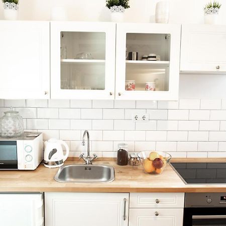 N28 Studio Apartment In Andrassy Boulevard. Budapest Kültér fotó