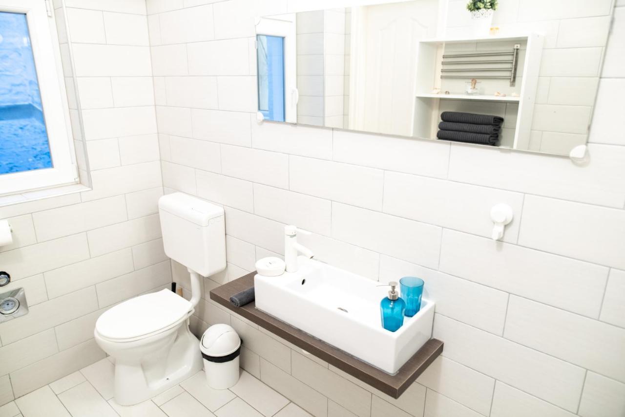 N28 Studio Apartment In Andrassy Boulevard. Budapest Kültér fotó